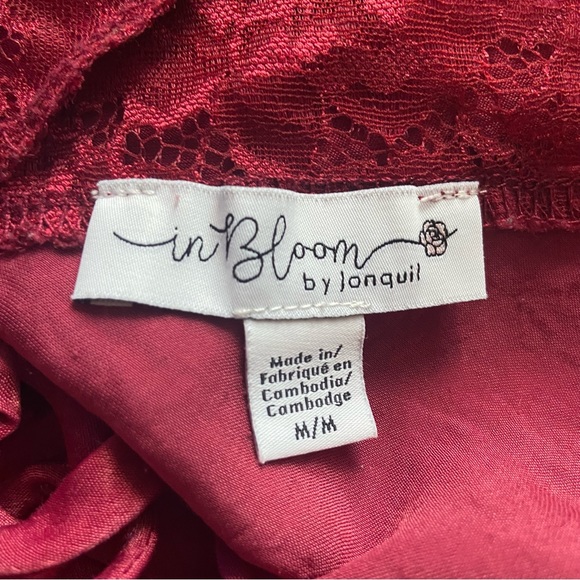 In Bloom by Jonquil Layla Chemise in Bordeaux Size Medium Side Lace Details - Picture 5 of 10